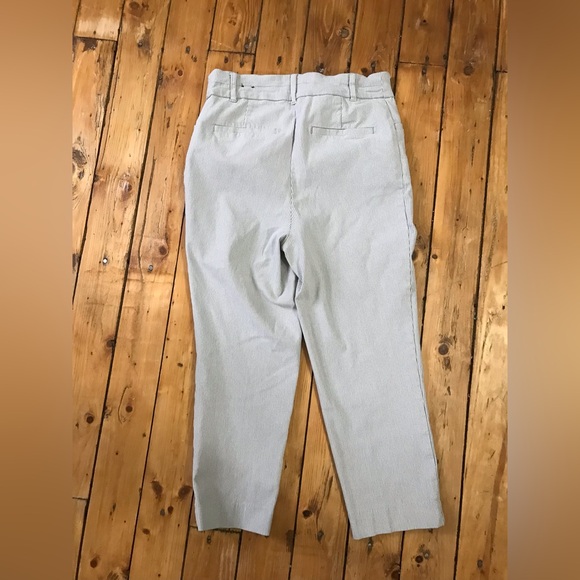 Reitmans Cropped Pants - Picture 2 of 4